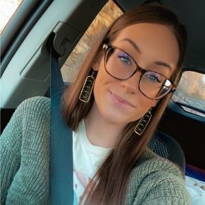 Meet your Posher, Kaylee